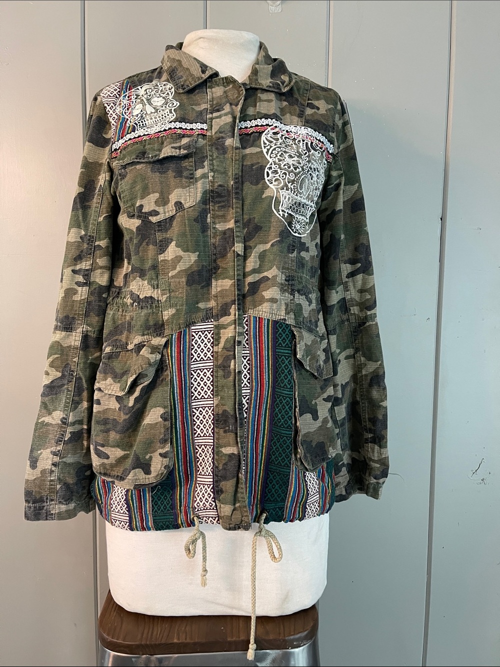 Daytrip Jacket Green Camouflage Aztec Skull Utility Chic Boho Street Grunge Med